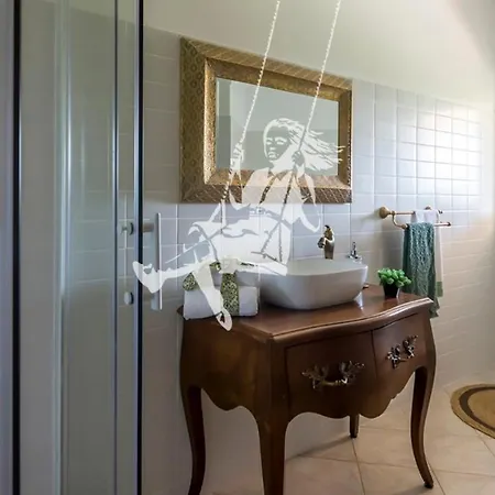 Casa de Férias Chale Davim Com Piscina -tranquilidade E Conforto Lourical
